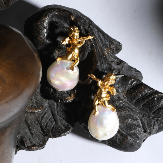 Angel baroque pearl earrings