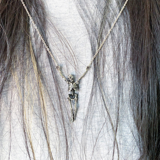 SKELETON MINI NECKLACE