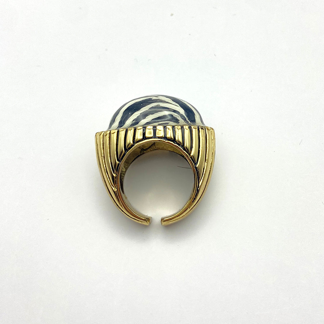 ZEBRA RING