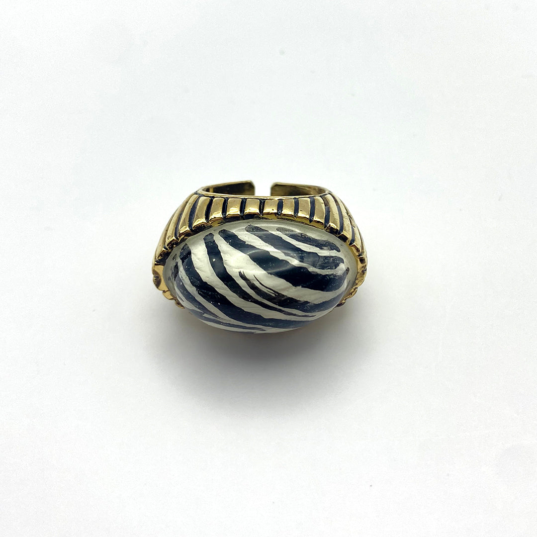 ZEBRA RING